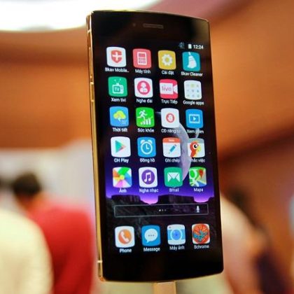 PK MNN MP4 nano vuông khe thẻ ngoài