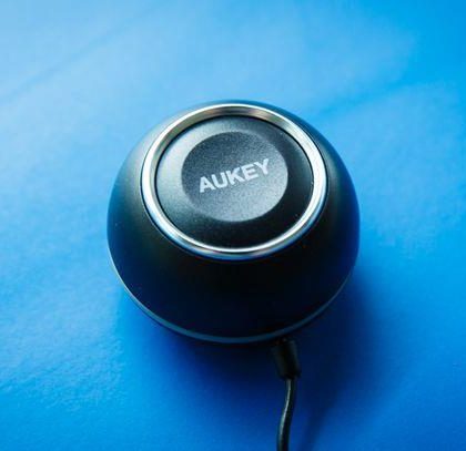 PK Loa Bluetooth xe hơi Hands free Kit